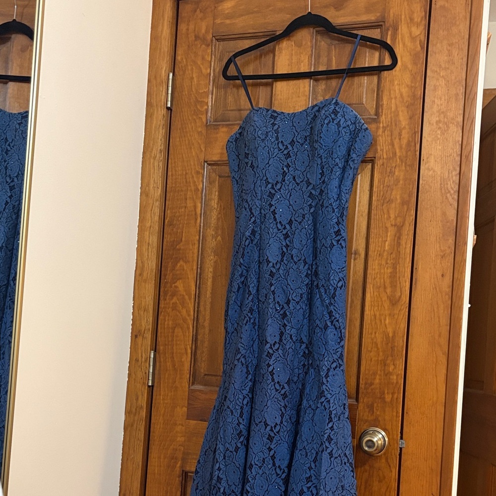 Le Suit Strapless Blue Lace Dress